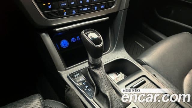 Hyundai LF Sonata Premium, 2017 16