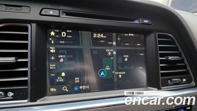 Hyundai LF Sonata Premium, 2017 7