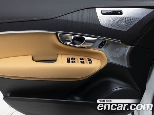 Volvo XC90 2세대 T8 Ultimate Bright гибрид, 2024 11