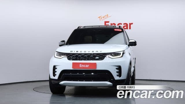 Land Rover Discovery 5 D300 Dynamic HSE, 2024 3