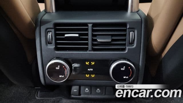 Land Rover Discovery 5 D300 Dynamic HSE, 2024 19