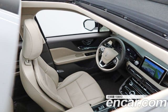 Lincoln Corsair 2.0 Reserve AWD, 2022 10