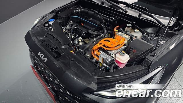 Kia K8 гибрид Signature, 2023 6