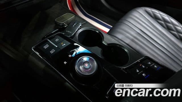 Kia K8 гибрид Signature, 2023 9
