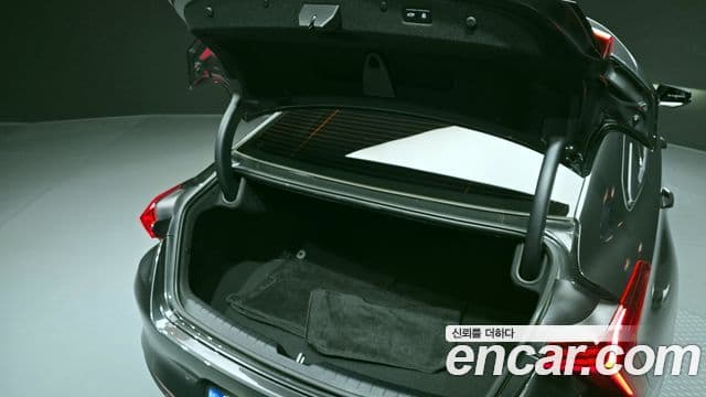 Kia K8 гибрид Signature, 2023 20