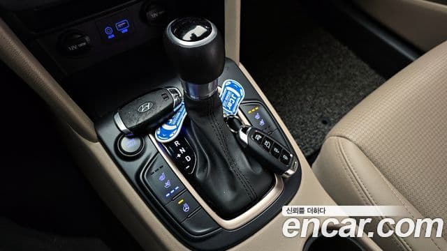 Hyundai Kona Modern Art, 2018 9