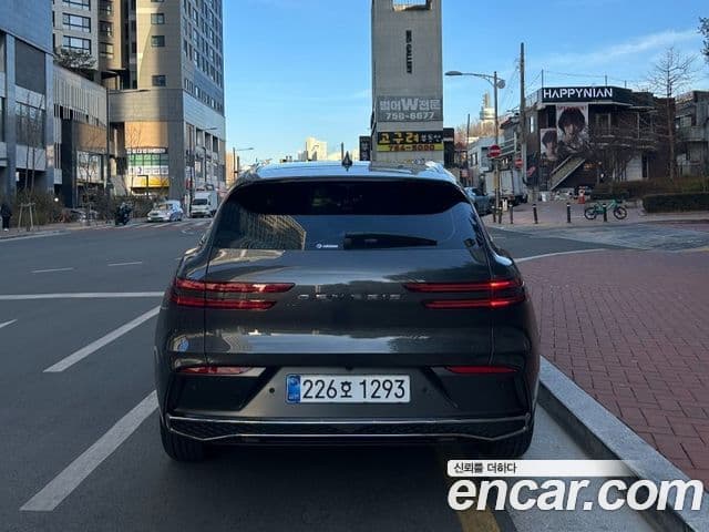 Genesis GV70, 2026 4