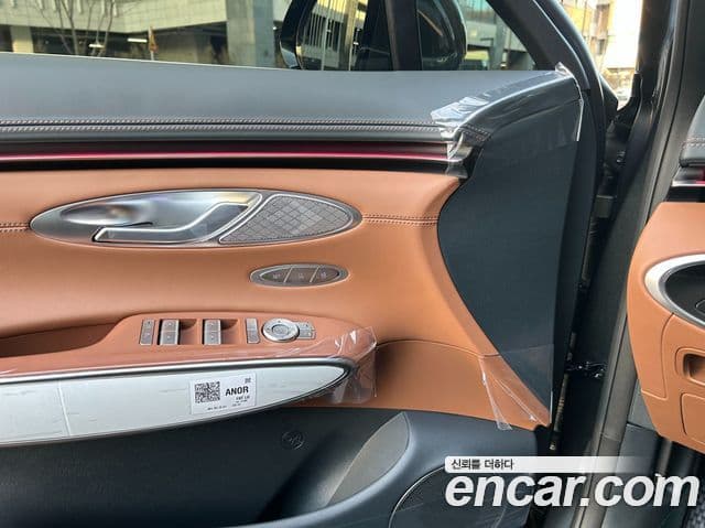 Genesis GV70, 2026 12