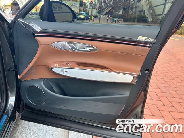 Genesis GV70, 2026 13