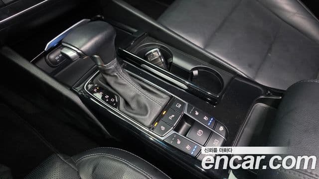 Kia All New K7 3.0 LPI Luxury (арендный автомобиль), 2018 9