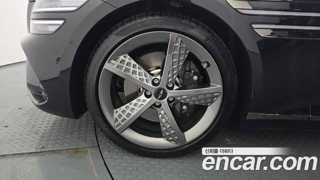 Genesis G80 (RG3) бензин 2.5 турбо 2WD, 2025 все фото