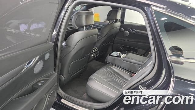 Genesis G80 (RG3) бензин 2.5 турбо 2WD, 2025 11