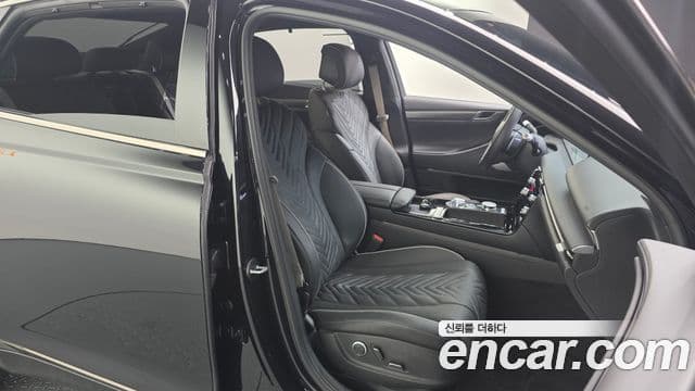 Genesis G80 (RG3) бензин 2.5 турбо 2WD, 2025 12