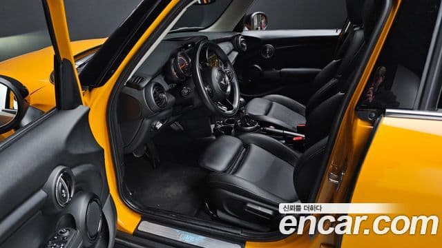 Mini Cooper D 3세대, 2016 11