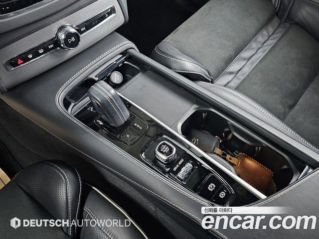 Volvo XC90 2세대 T8 R-Design гибрид, 2021 9