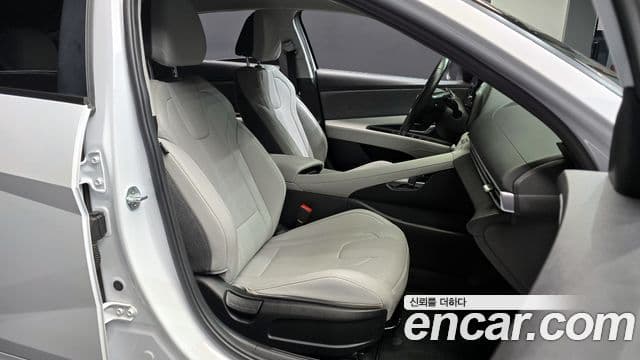 Hyundai Avante (CN7) Modern, 2021 10