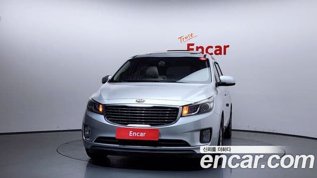 Kia All New Carnival Luxury, 2015 3