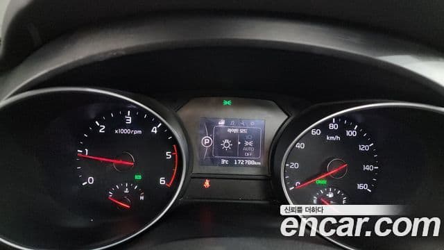 Kia All New Carnival Luxury, 2015 8