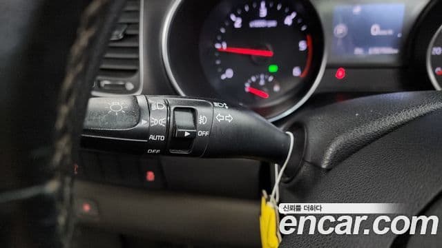 Kia All New Carnival Luxury, 2015 16