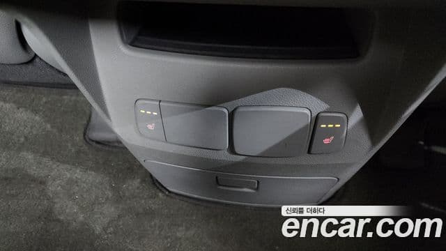 Kia All New Carnival Luxury, 2015 18