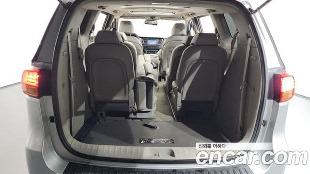 Kia All New Carnival Luxury, 2015 20