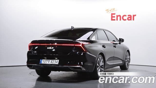 Kia K8 Signature, 2022 2