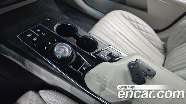 Kia K8 Signature, 2022 9