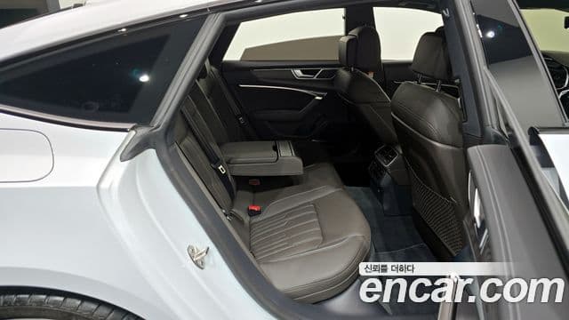 Audi A7 (4K) Premium, 2025 12