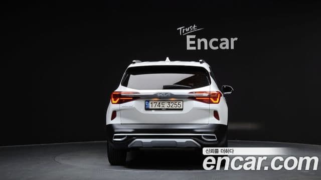 Kia Seltos Signature, 2023 4