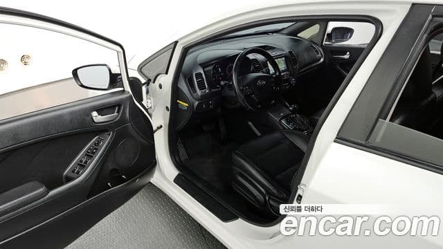 Kia The / новый New K3 Trendy, 2017 11