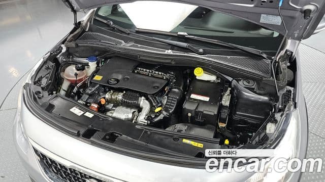 Peugeot 2008 1.6 BlueHDi Allure GC, 2018 6