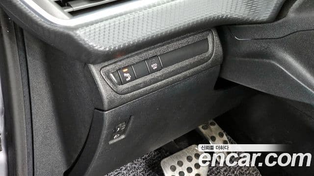 Peugeot 2008 1.6 BlueHDi Allure GC, 2018 14