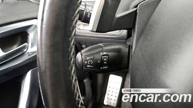 Peugeot 2008 1.6 BlueHDi Allure GC, 2018 18