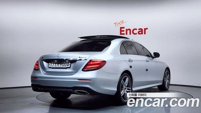 Mercedes-Benz E-класс W213 AMG Line, 2020 2