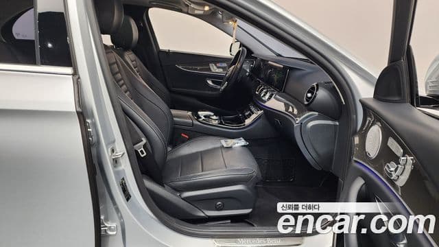 Mercedes-Benz E-класс W213 AMG Line, 2020 11