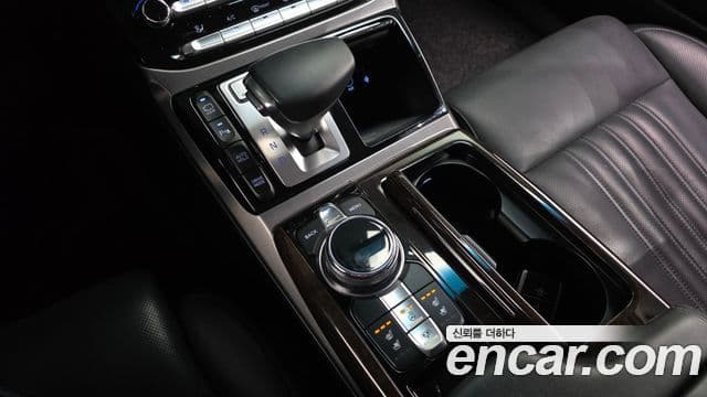 Genesis EQ900 Luxury, 2018 9