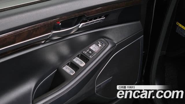 Genesis EQ900 Luxury, 2018 17