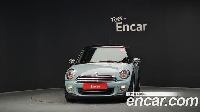 Mini Cooper SE, 2013 3