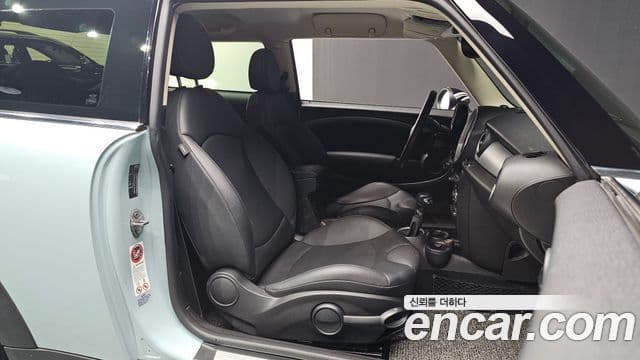 Mini Cooper SE, 2013 10