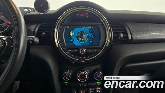 Mini Cooper 3세대, 2019 15