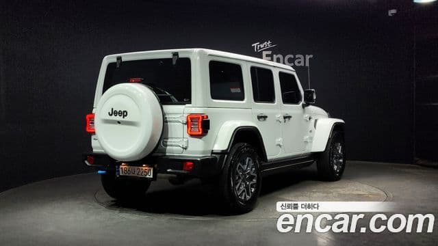 Jeep Wrangler (JL) 2.0 Overland 4도어 4xe, 2022 2
