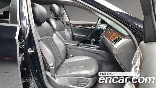 Hyundai Genesis DH Modern, 2015 11