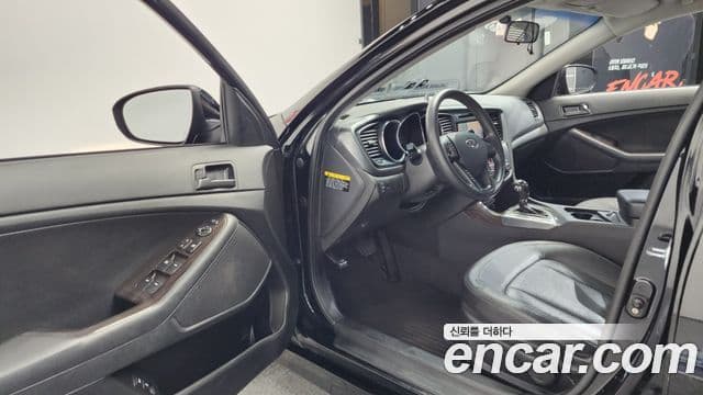 Kia K5 LPI Deluxe, 2011 10