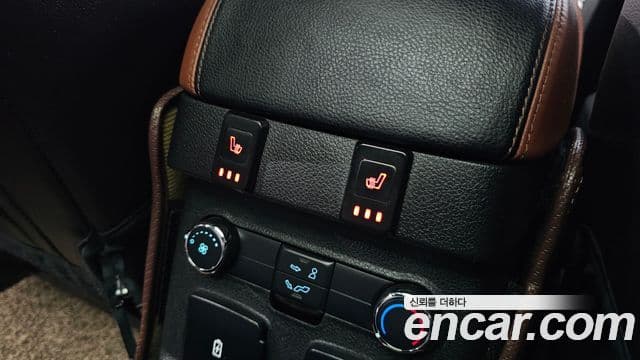 Ford Explorer 5세대, 2018 18