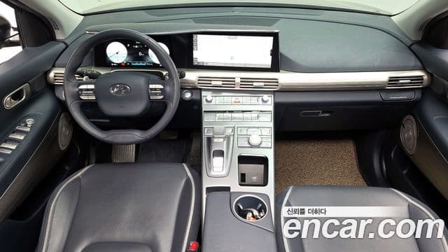 Hyundai NEXO Premium, 2023 7