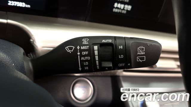 Hyundai NEXO Premium, 2023 17