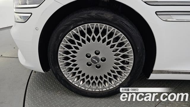 Genesis G80 (RG3) бензин 2.5 турбо AWD, 2022 все фото