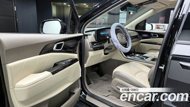 Kia Carnival 4세대 Signature, 2021 11