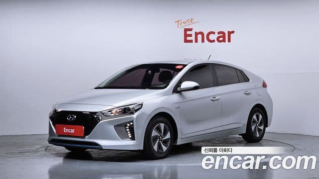 Hyundai Ioniq гибрид, 2017 1