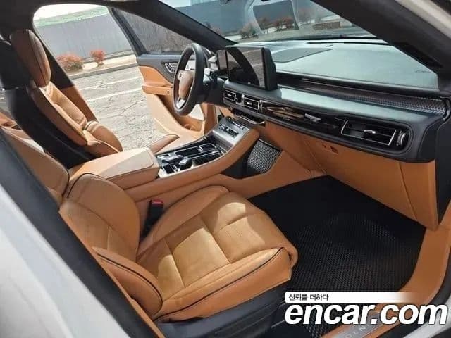 Lincoln Aviator 2세대 3.0 Black Label AWD, 2025 14